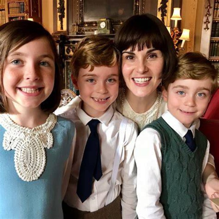 Abbey with her family members