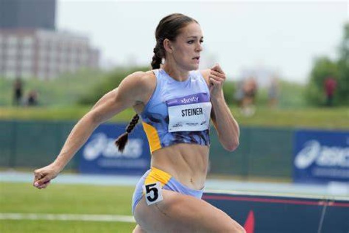 Abby Steiner won 200 m race during Jim Green Invitational
