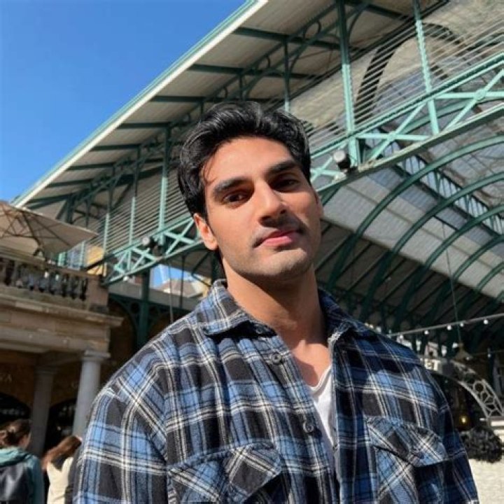 Ahan Shetty height