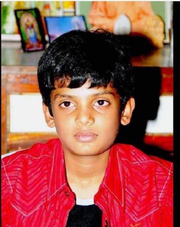 Akash Puri childhood picture