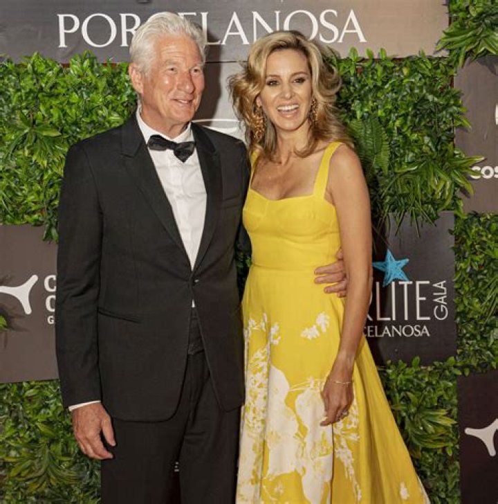 Alejandra Silva Father, Mother's Name, Siblings & More