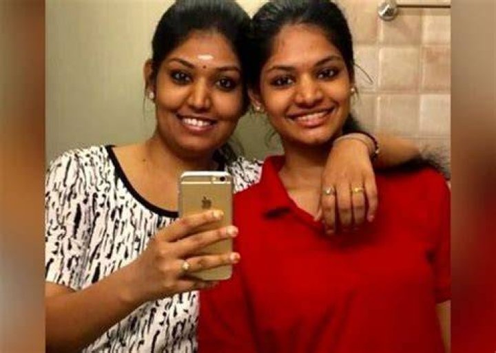 Amritha Nandini Vivek and her friends on Farewell