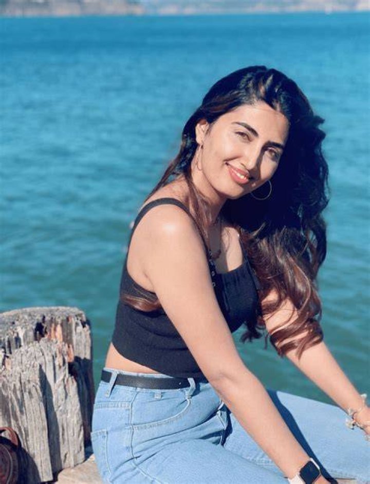 Anjali Ryot height