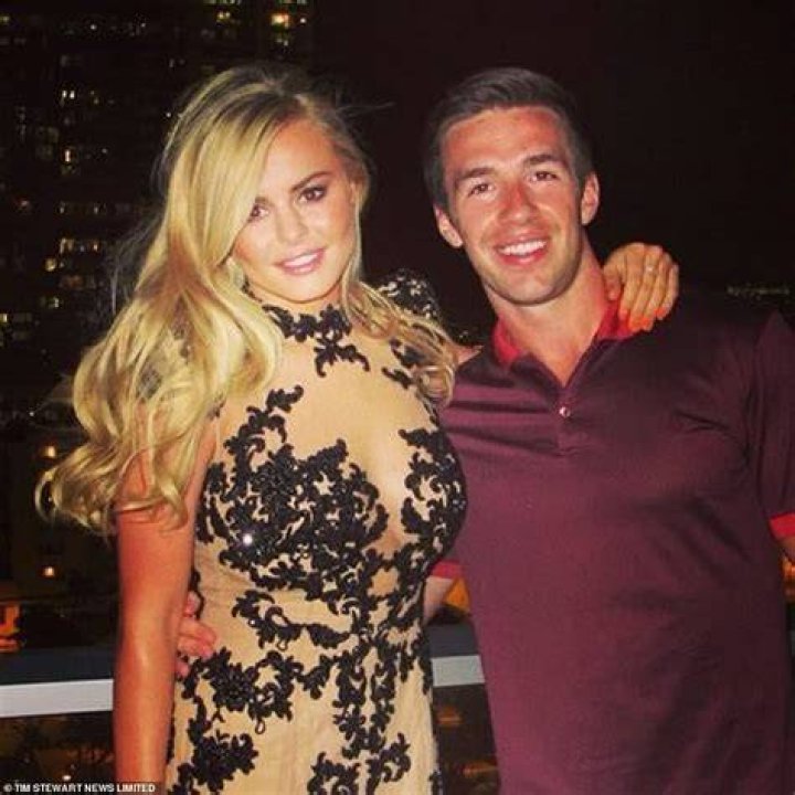 Anna Ashley met Michael Murray in the year 2011