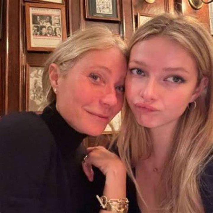 Apple Martin IG handle
