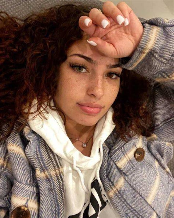 Ash Kaashh's OnlyFans Account