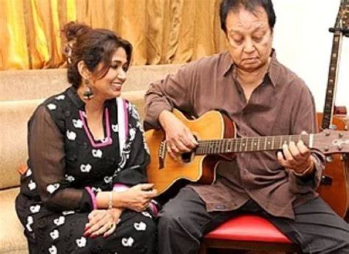 Bhupinder Singh Singer Wife Mitali Mukherjee