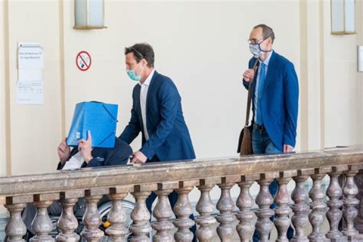 Bruno Dey Wheeling Into Court