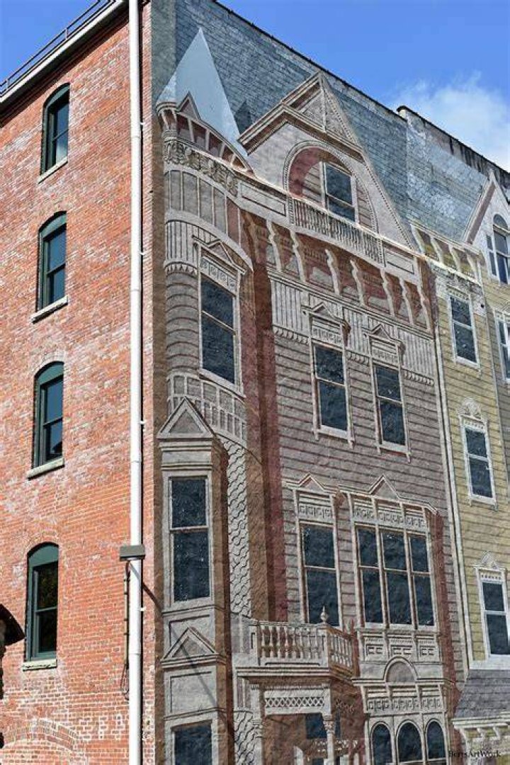Building Side Art