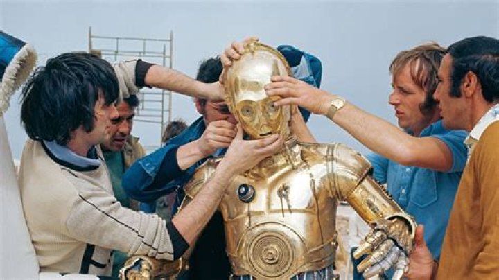 C3PO Behind the Scenes Star Wars Pictures