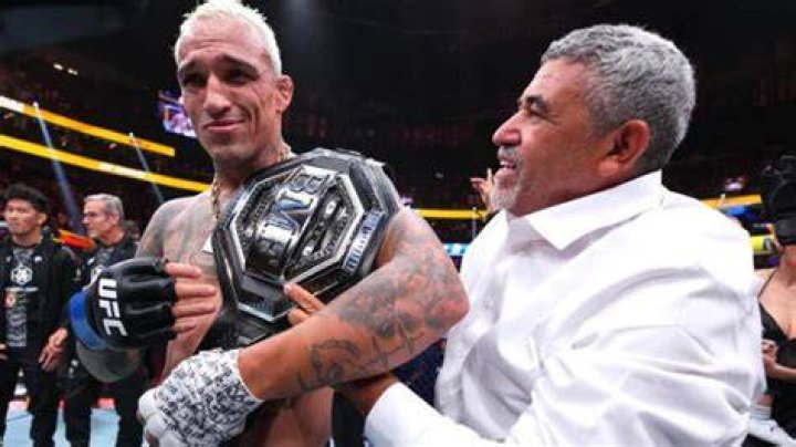Charles Oliveira Has Bizarre Conor McGregor & Nate Diaz Proposal