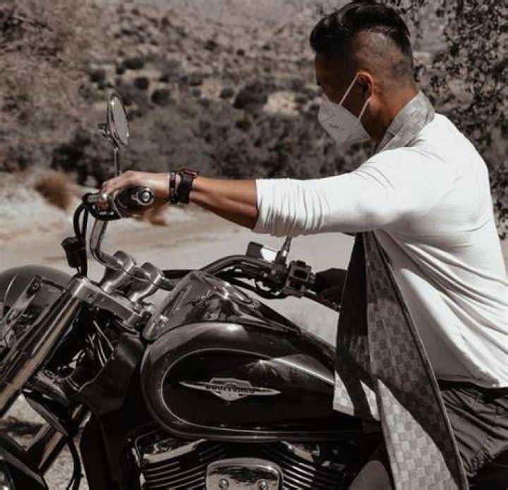 Chris Sheng is a bike lover
