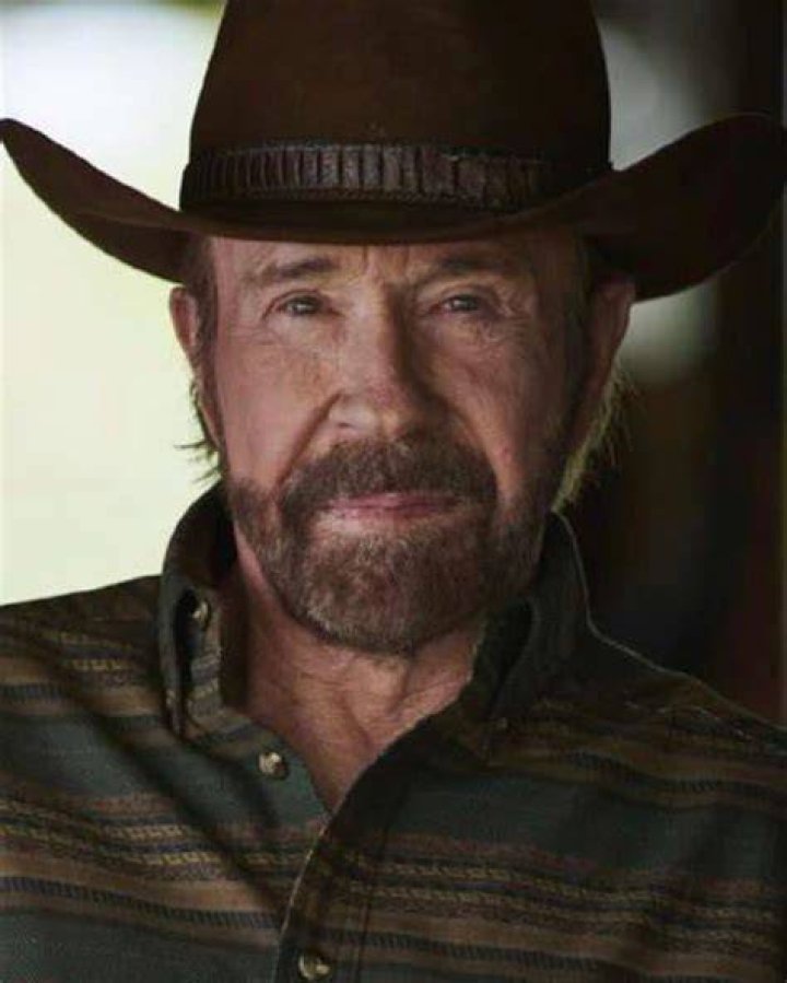 ¿Cuánto vale el actor Chuck Norris?