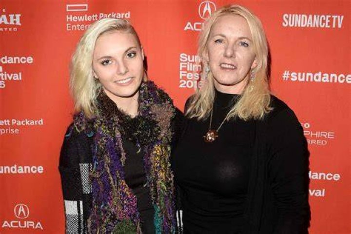 Daisy Ross with her mother