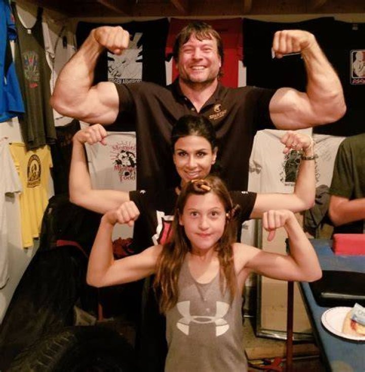 Devon Larratt is Married to Wife: Jodi Larratt. Kids.