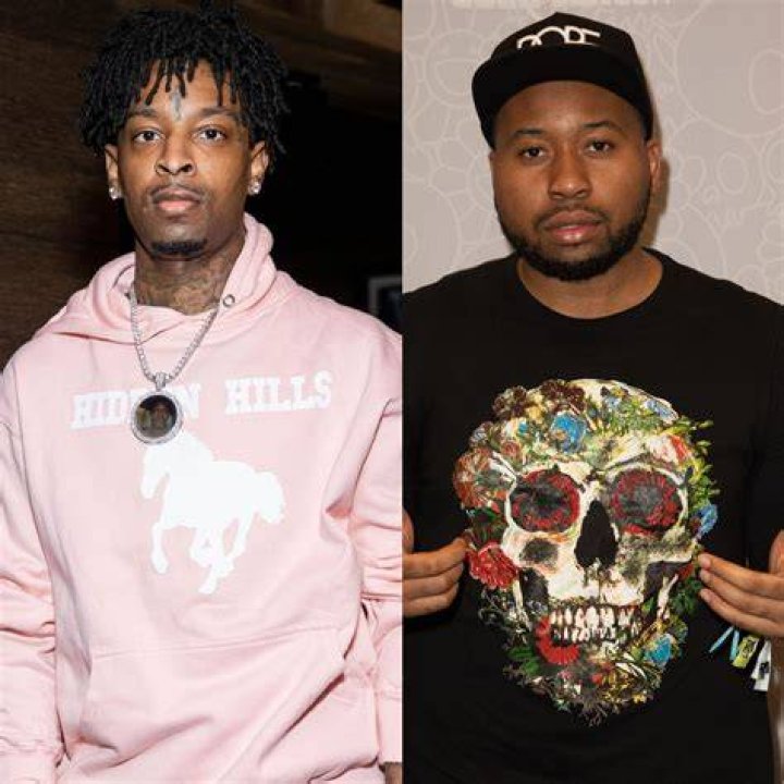 
DJ Akademiks Credits 21 Savage For Helping End Meek Mill Beef 