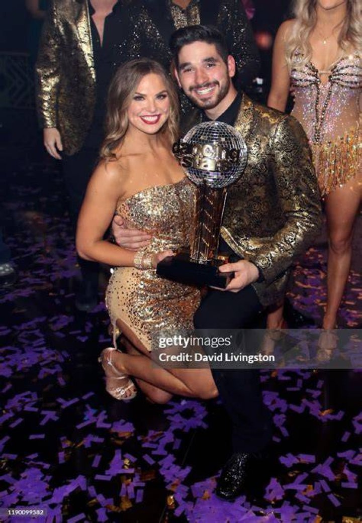 Hannah Brown and Alan Bersten Walk the Red Carpet at the 53rd Annual CMA Awards 2019