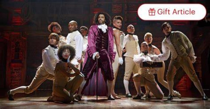 How much do Broadway actors get paid?