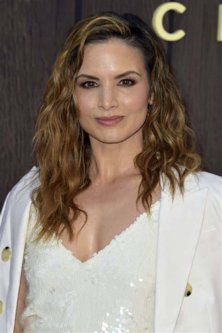 How tall is Katrina Law