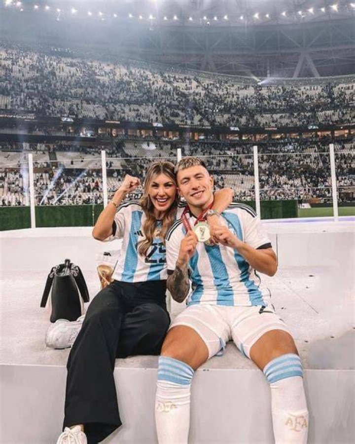 How Tall Is Muri Lopez Benitez, Lisandro Martinez’s Girlfriend?