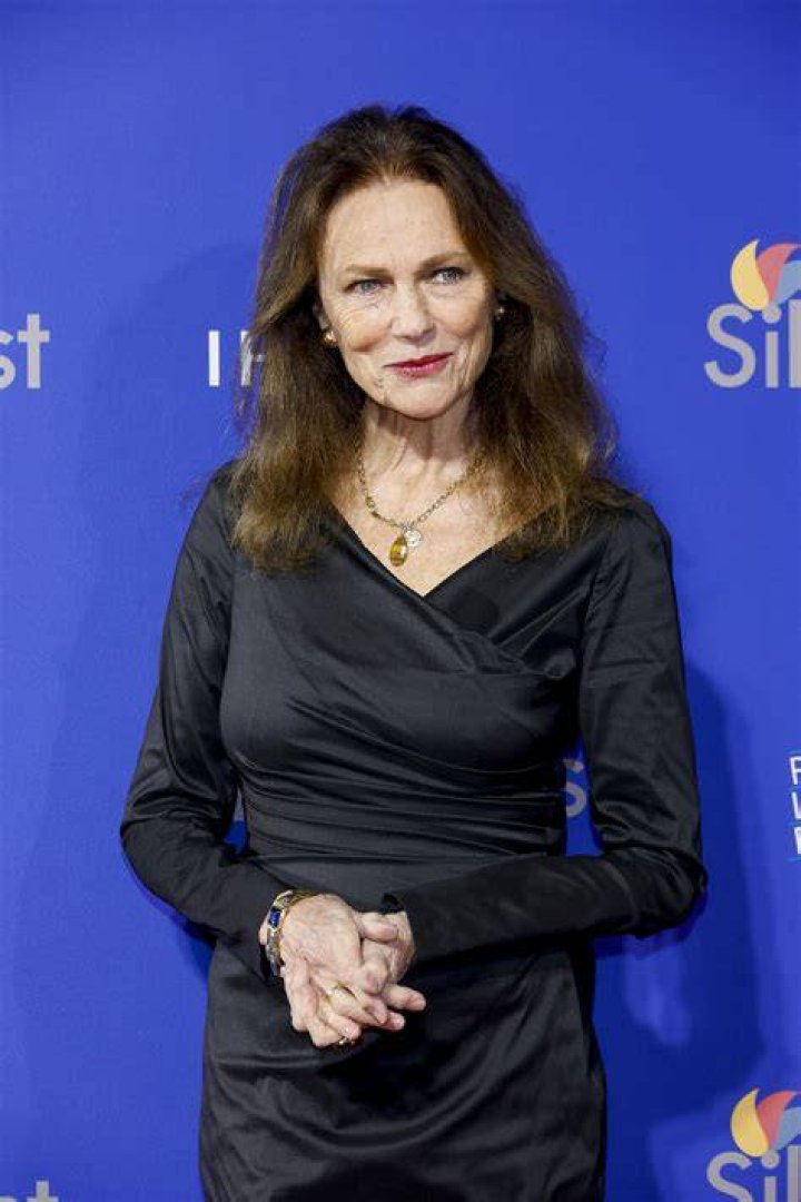Is Jacqueline Ray Jacqueline Bisset?