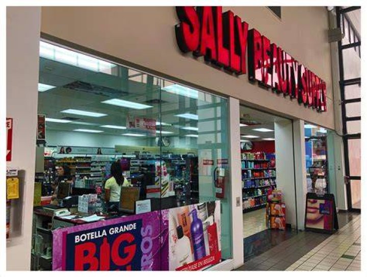 Is Sallys beauty a franchise?