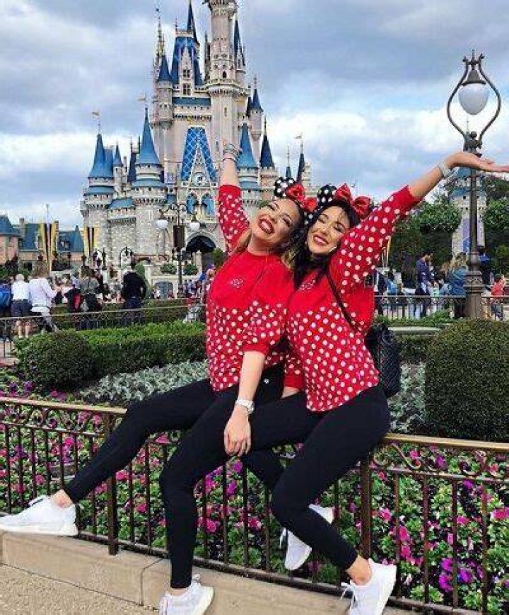 Jaclyn Hill visited to Disney Land