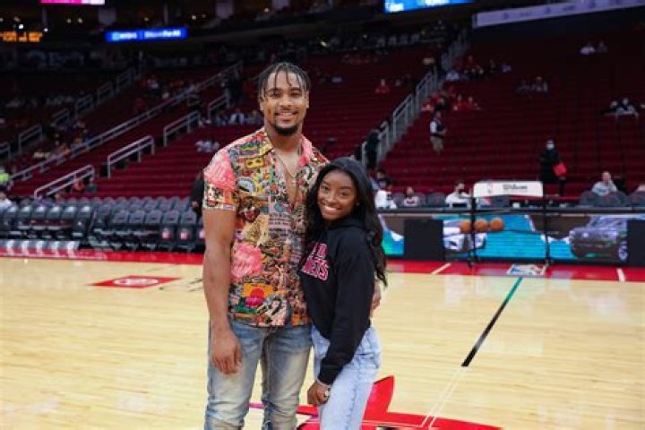 Jonathan Owens height