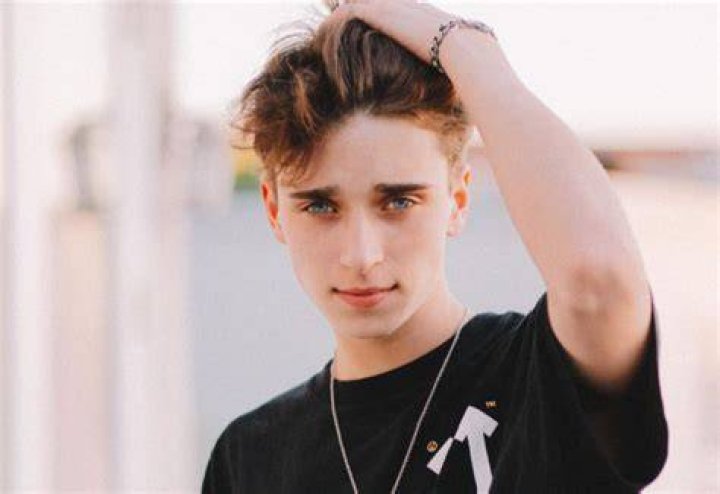 Josh Richards Career Girlfriend Tik Tok Heritage Net Worth