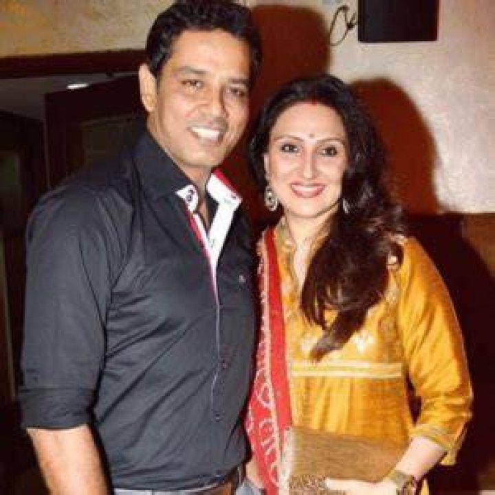 Juhi Babbar Biography, Age, Height, Husband, Net Worth, Family