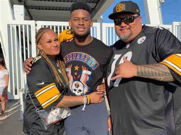 JuJu and his mother Sammy Schuster