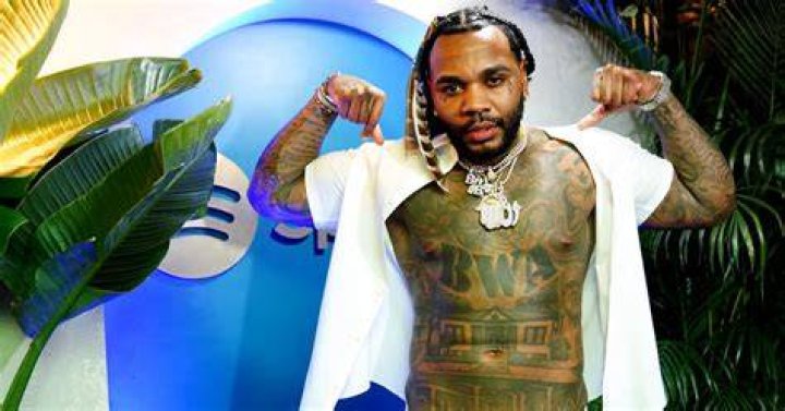 Kevin Gates Cries From Laughter During 