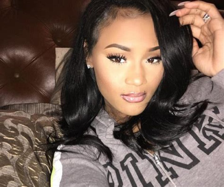 Lira Galore facts