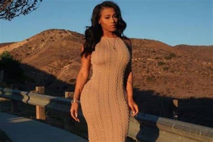 Lira Galore net worth