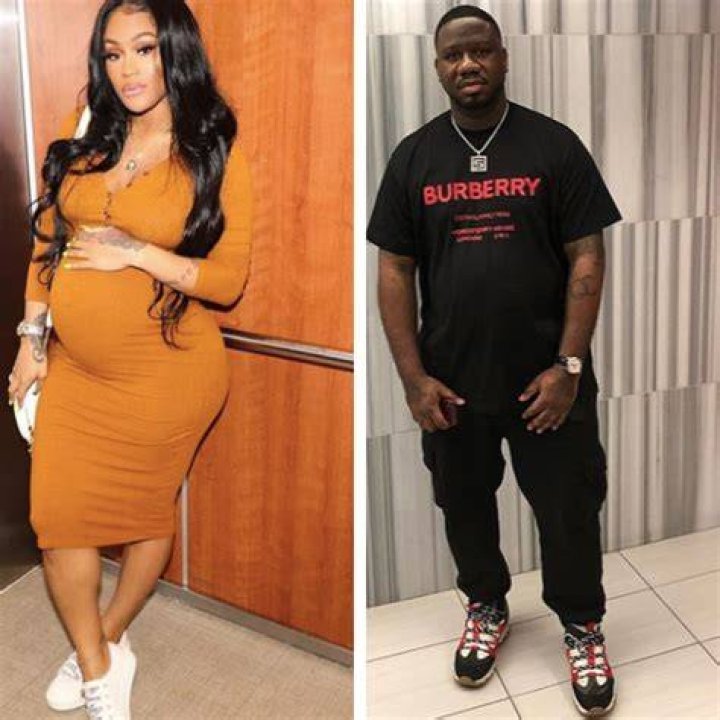 Lira Galore with pierre