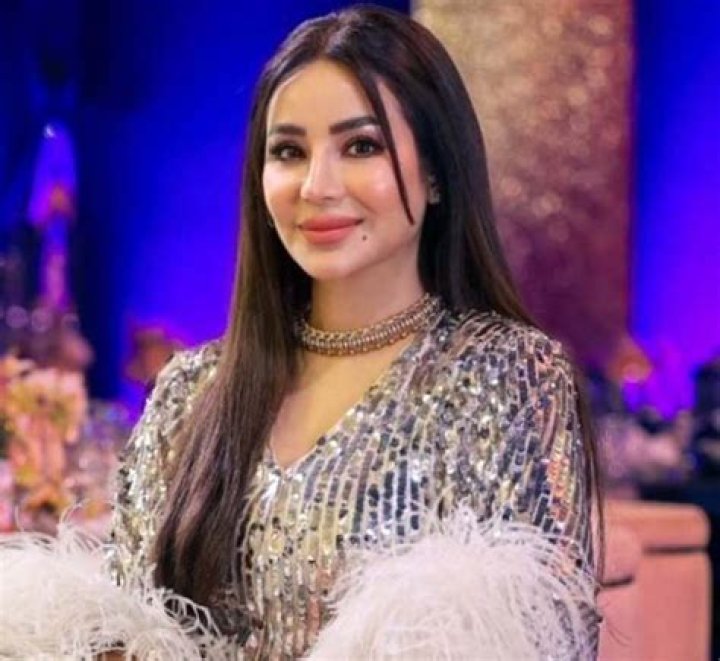 Lojain Omran bio