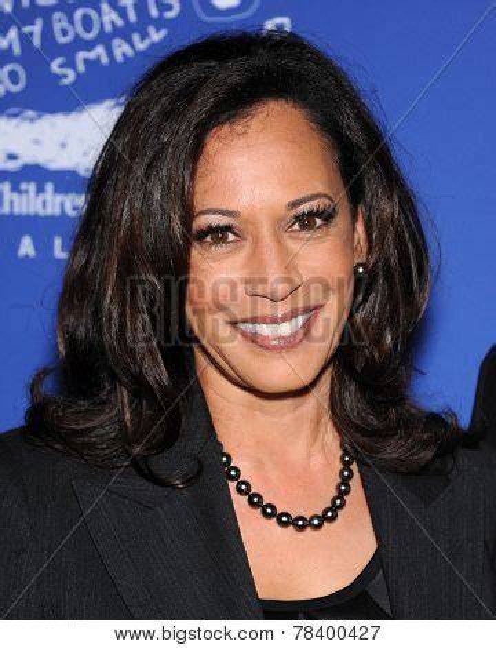 LOS ANGELES - DEC 04: Kamala D. Harris arrives to the 2014 Beat