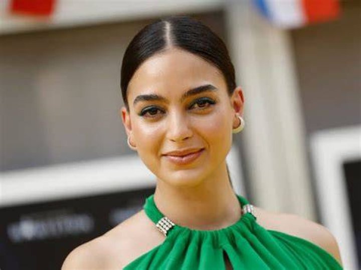 Melissa Barrera Bio, Net Worth, Age, Husband, Family, Height, Facts