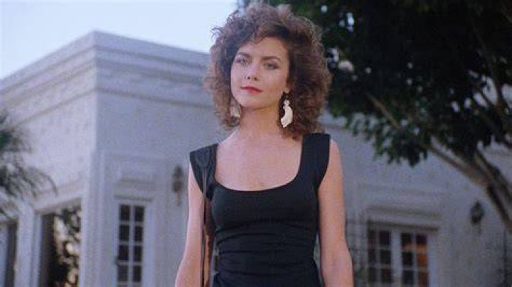 Mitzi Kapture Biography, Age, Height, Husband, Net Worth, Family