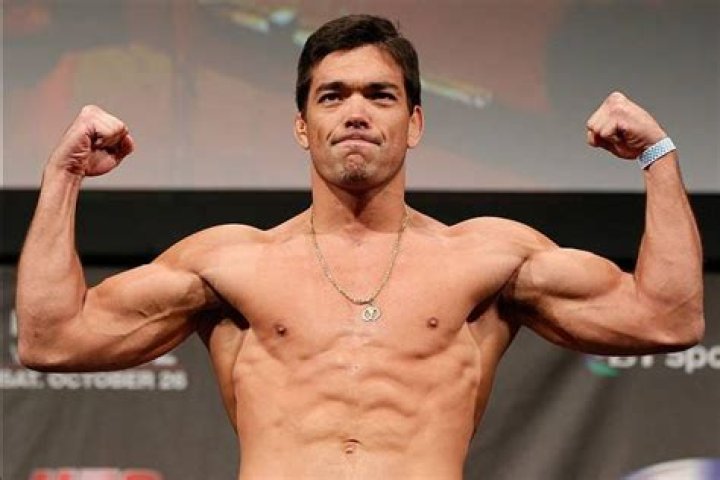 MMA Fighter Lyoto Machida Drinking Urine