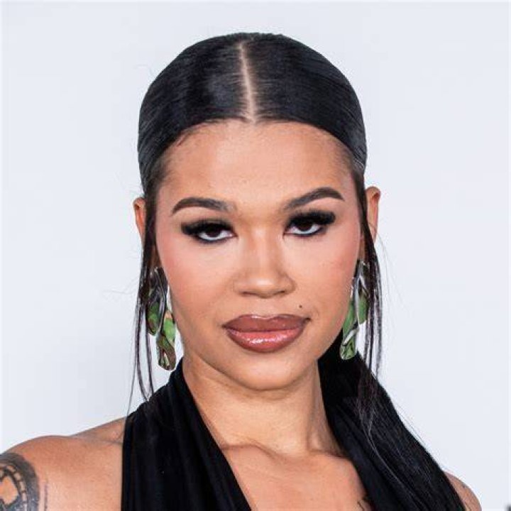 Mulan Hernandez Career & Net worth