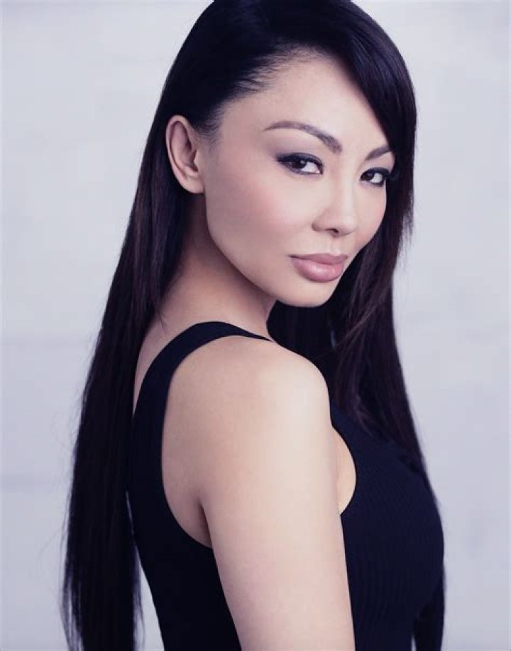 Natasha Yi career