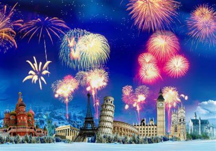 New Year's Eve Kiss Tradition