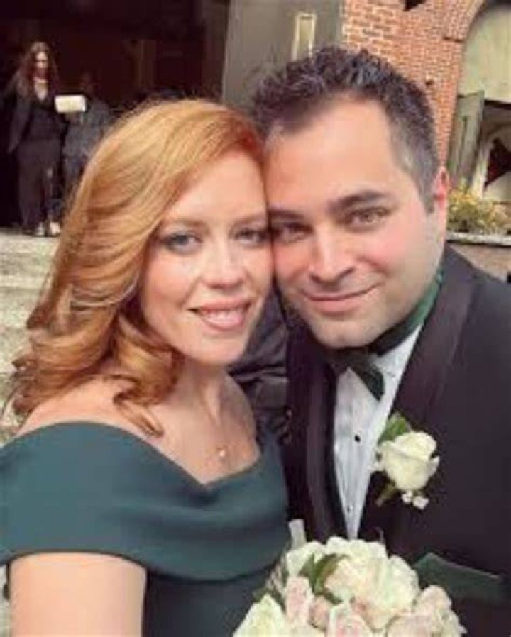 Noemi Biography, Age, Height, Husband, Net Worth, Family
