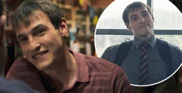 Normal People Rob: Eanna Hardwicke Age, Birthday, Wiki, Biography, Height