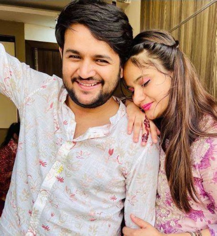 Qadir with her husband Manish aka Virat Beniwal