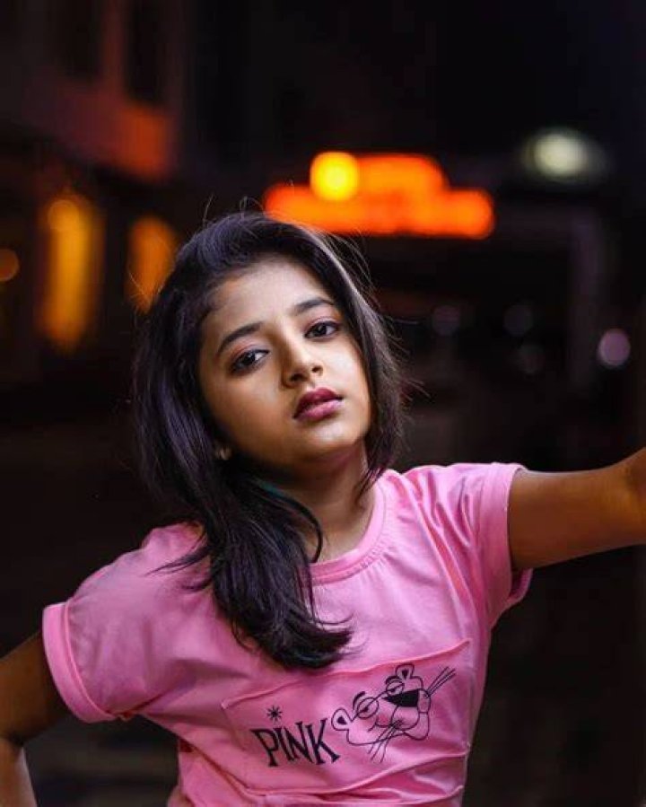 Rashi Shinde favorite food
