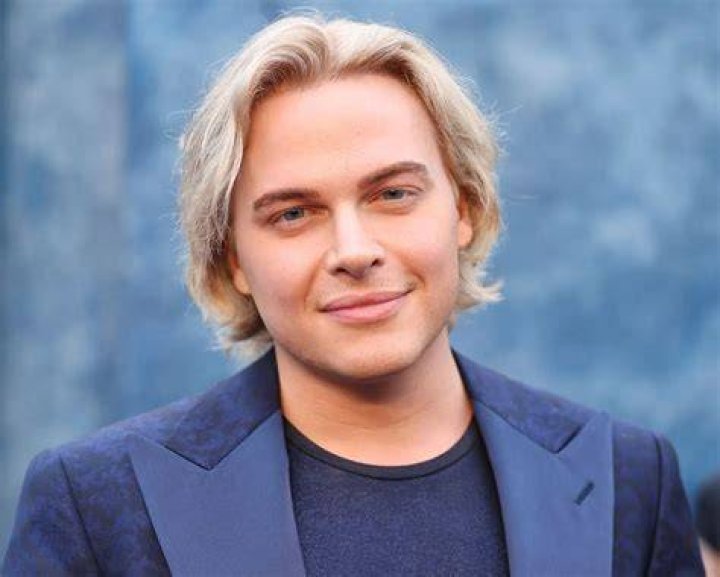 Ronan Farrow Age, Height, Education, Nationality, Other Names