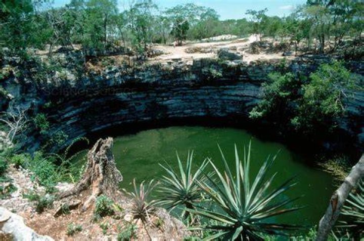 Sacred Cenote At Chichen Itza