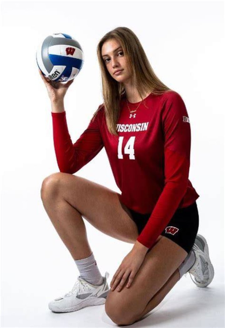 Smrek Wisconsin bio